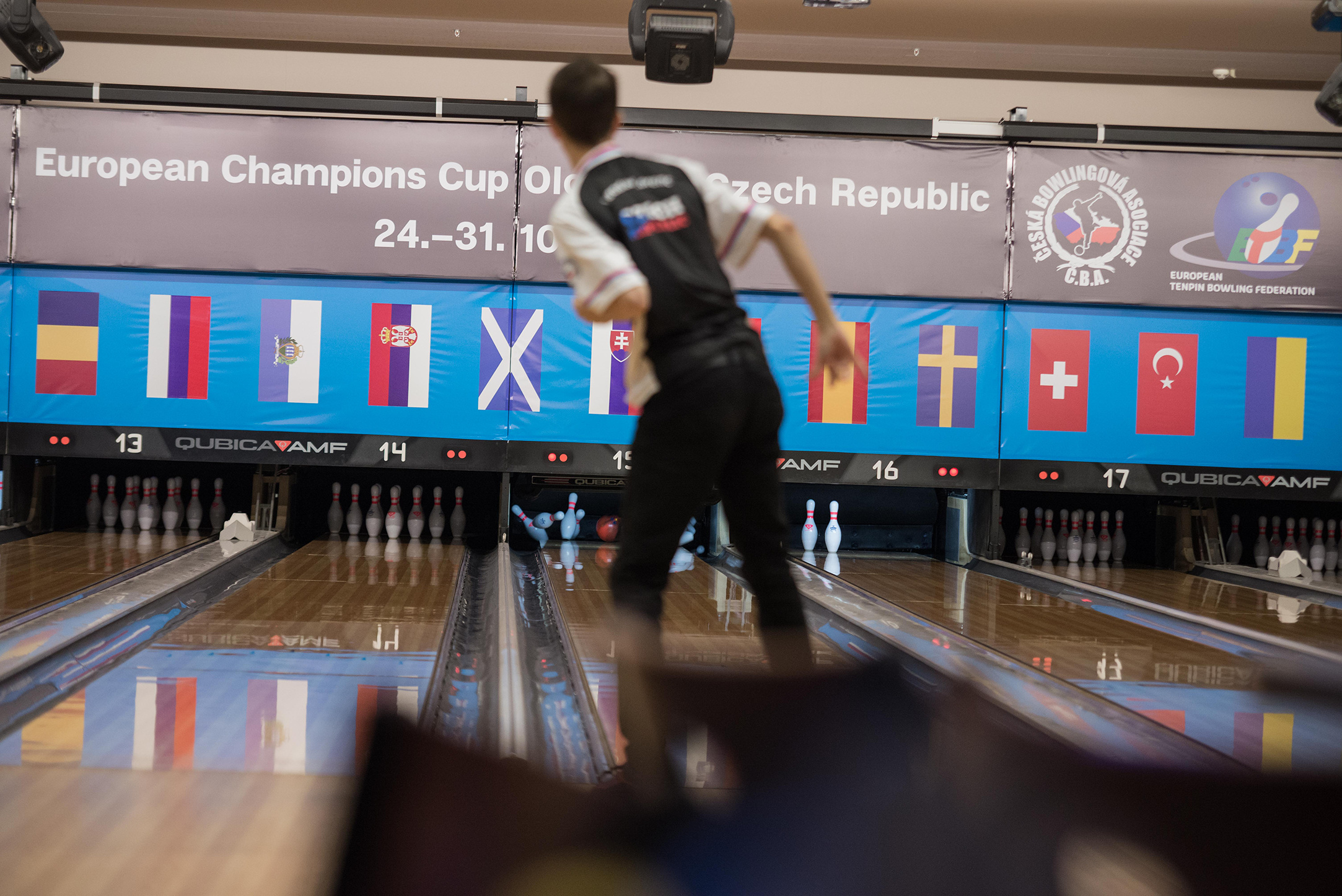 Sportovní bowling • BOWLAND Bowling Center